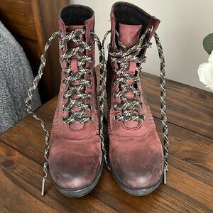 Sorel Women’s Lexie Wedge Heel Boot